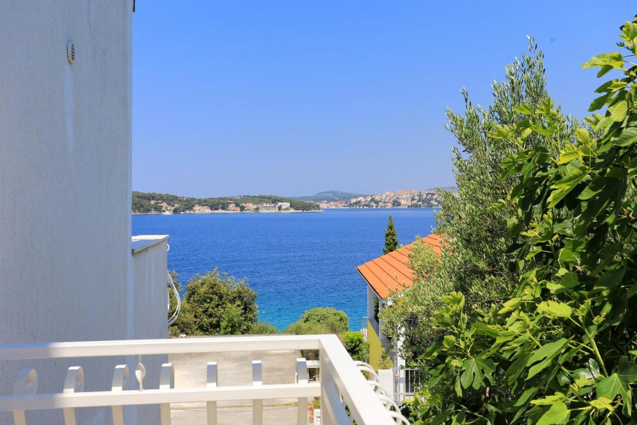 Family Friendly Seaside Apartments Razanj, Rogoznica - 10373 Exterior photo
