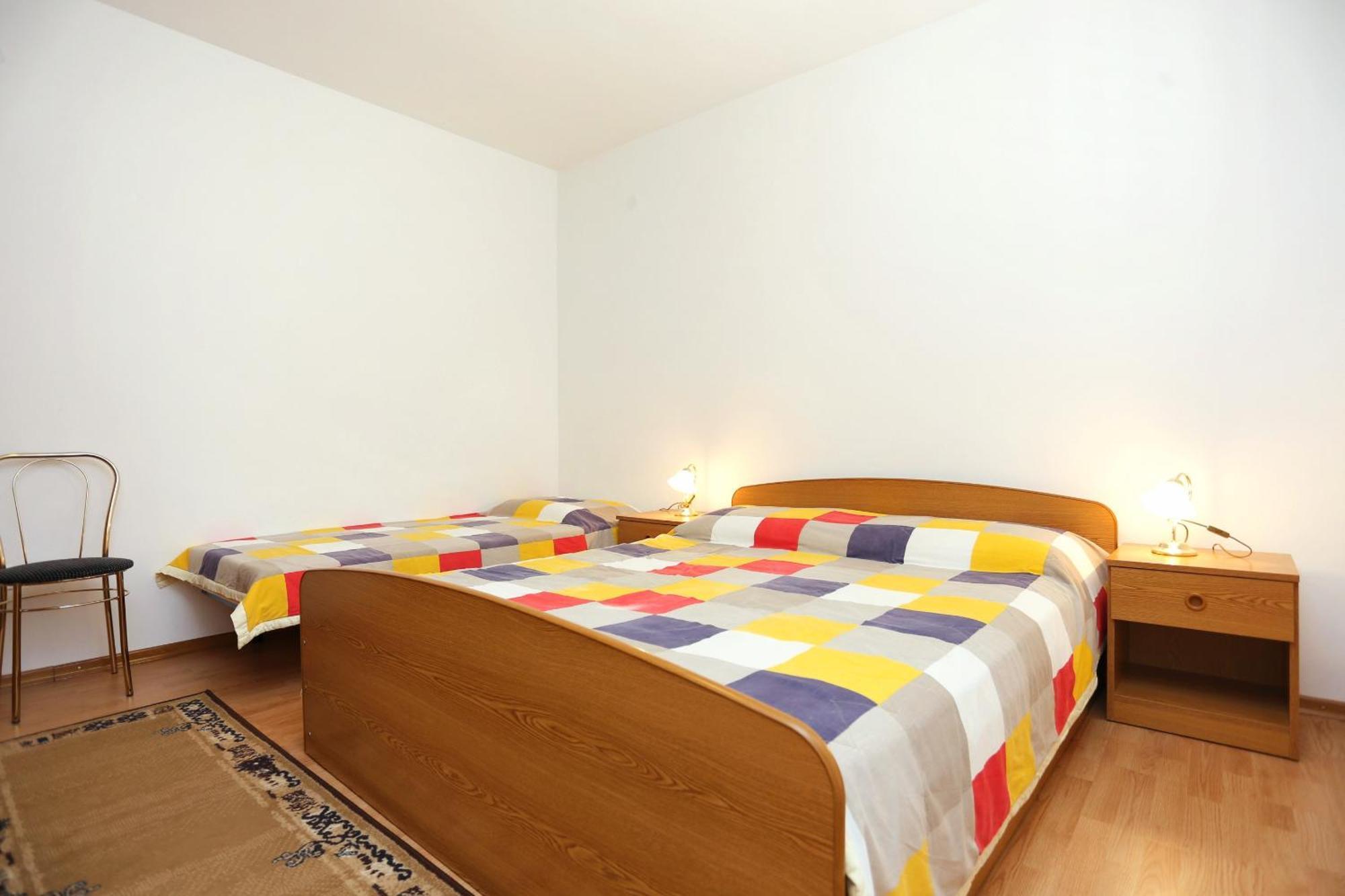 Family Friendly Seaside Apartments Razanj, Rogoznica - 10373 Room photo